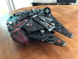 LEGO Star Wars – Dark Millenium Falcon – 1fr!