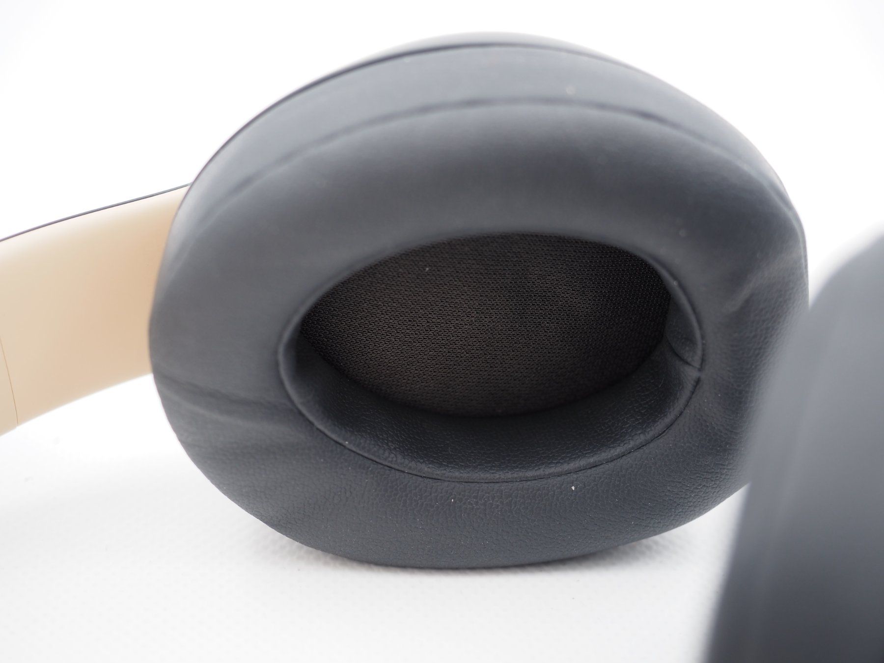 Beats Casques audio: BEATS Studio 3 Bluetooth Kopfhörer (26080851) – D'occasion à Zürich par fundsachenverkauf 5