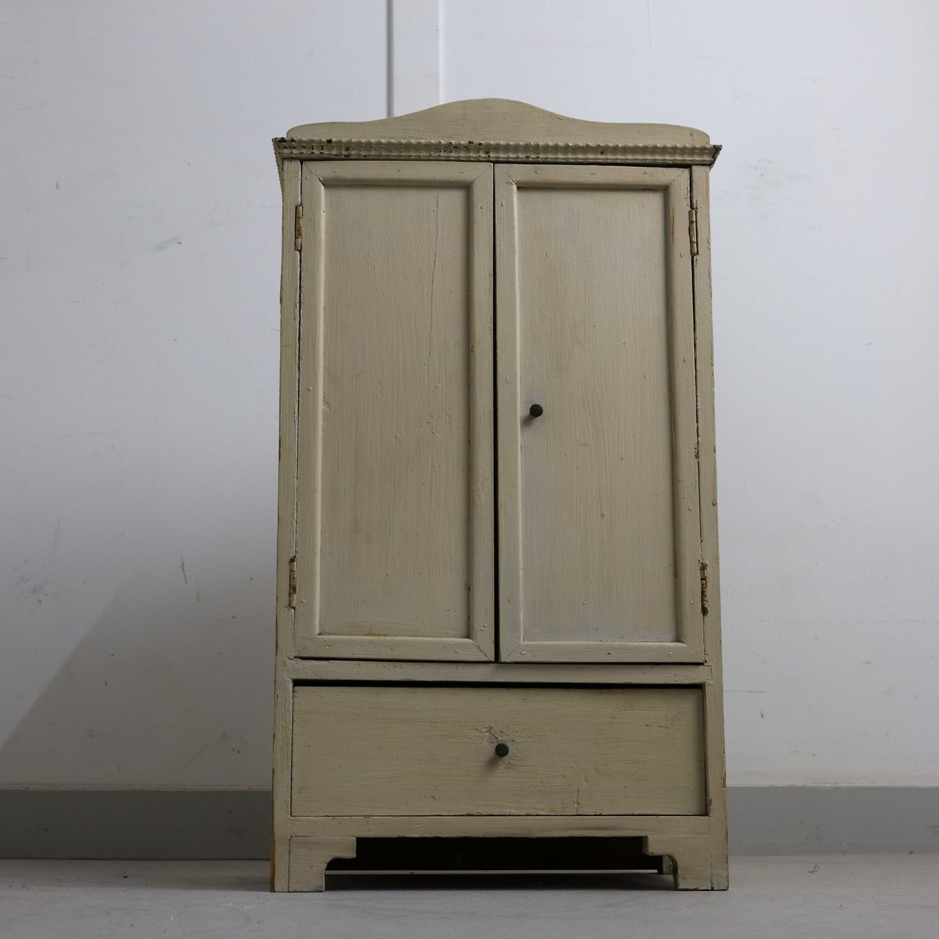 Commodes: Kleine Kommode – D'occasion à Volketswil par brockipfannenstil 1
