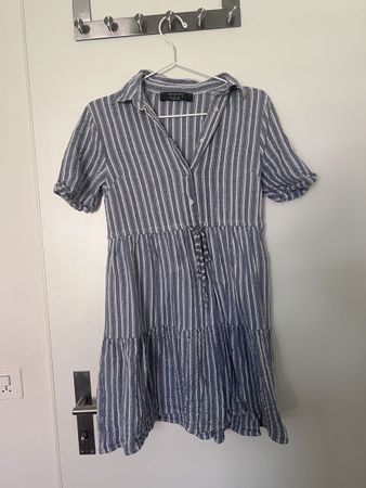 Sommerliches Blusenkleid gestreift, Grösse 34 Leinen