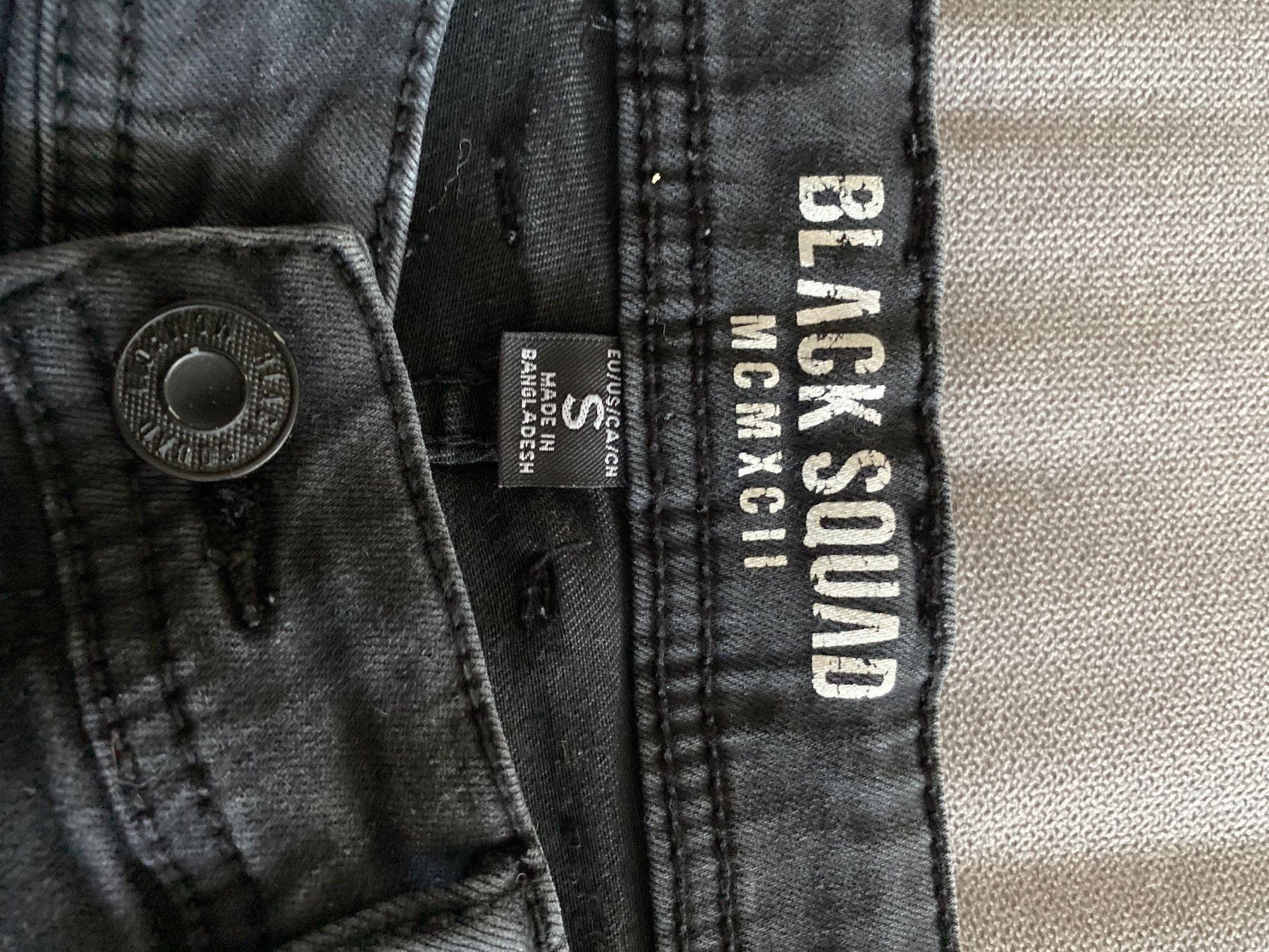 Pantaloni: Bermuda Gr S – Usato da Selzach venduto da 02nunafizz 2