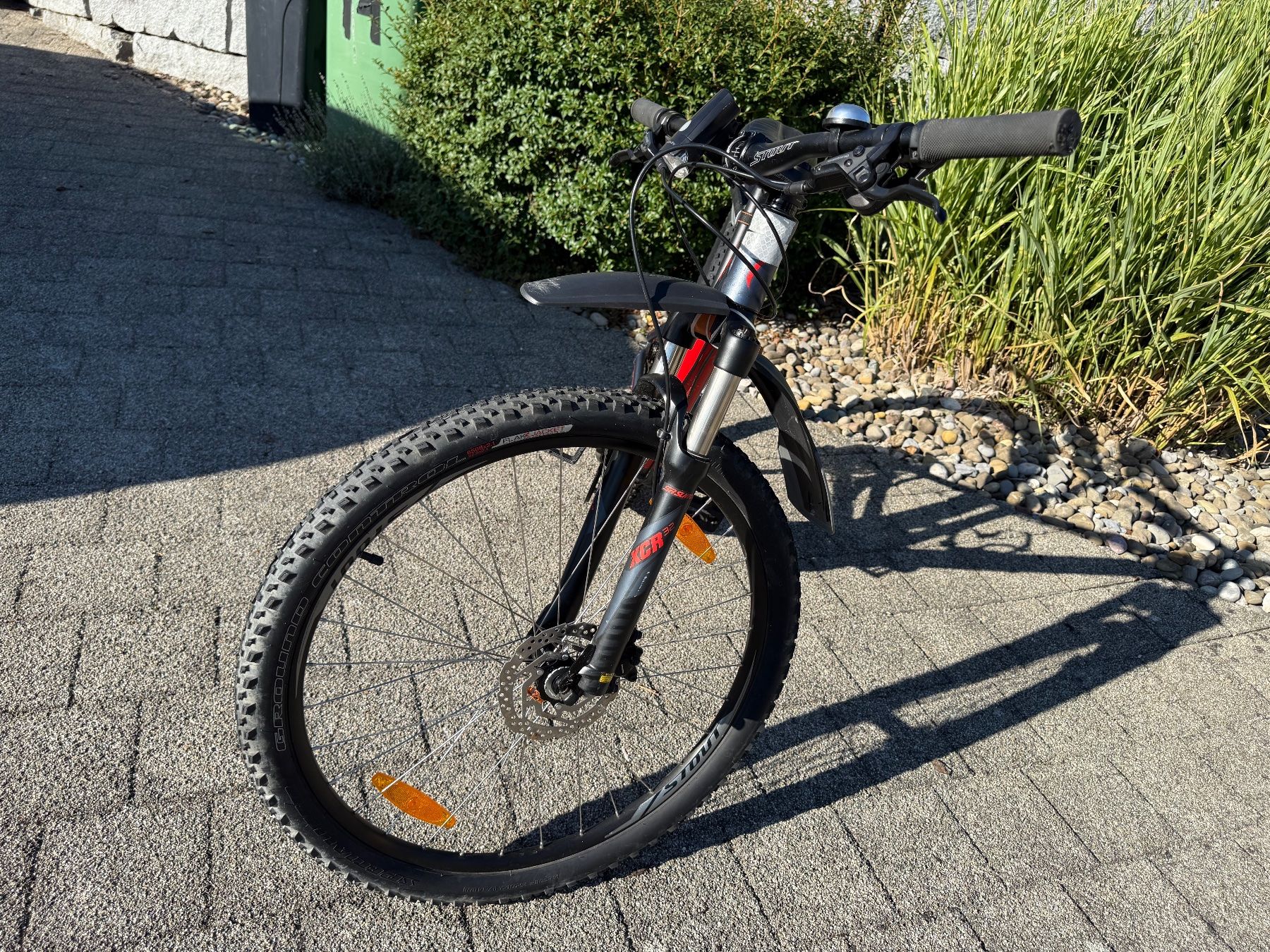 Specialized Biciclette: Mountainbike für Jungs oder Mädchen – Usato da Madetswil venduto da Christine052 1