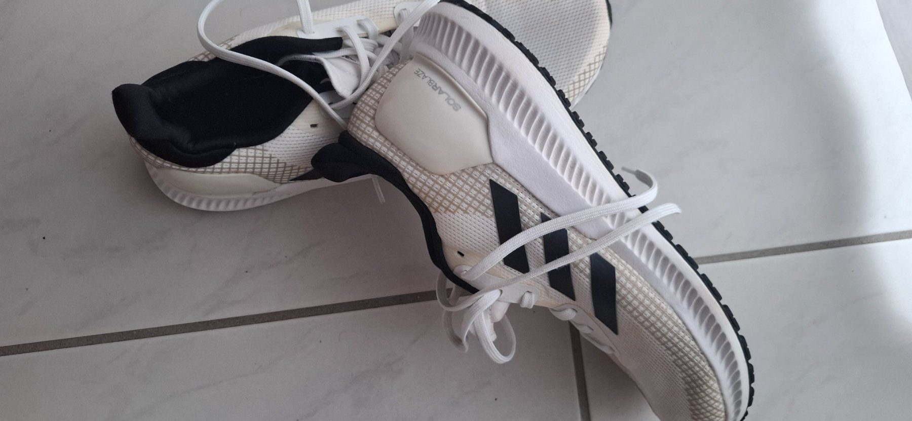 Adidas Scarpe da uomo: Adidas Turnschuhe große 42 2/3 – Usato da Ballwil venduto da fischli01 2