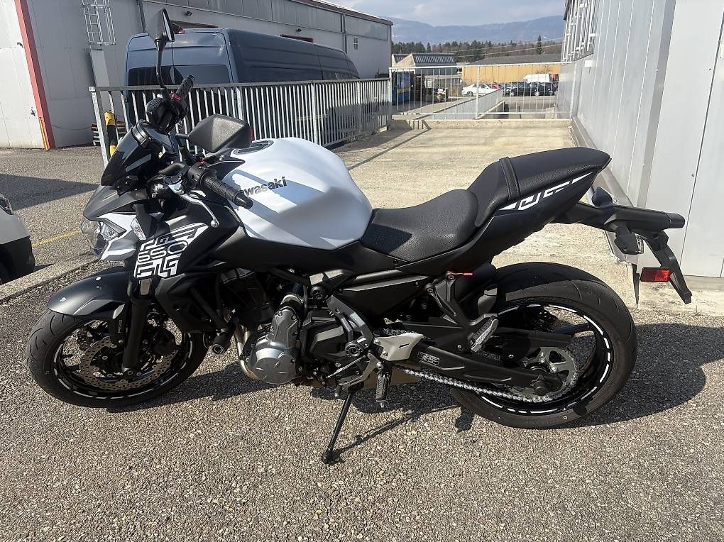 Kawasaki Strasse: Kawasaki Z650 ABS 2023 – Neu (gemäss Beschreibung) aus Thierachern von mic_k9m6