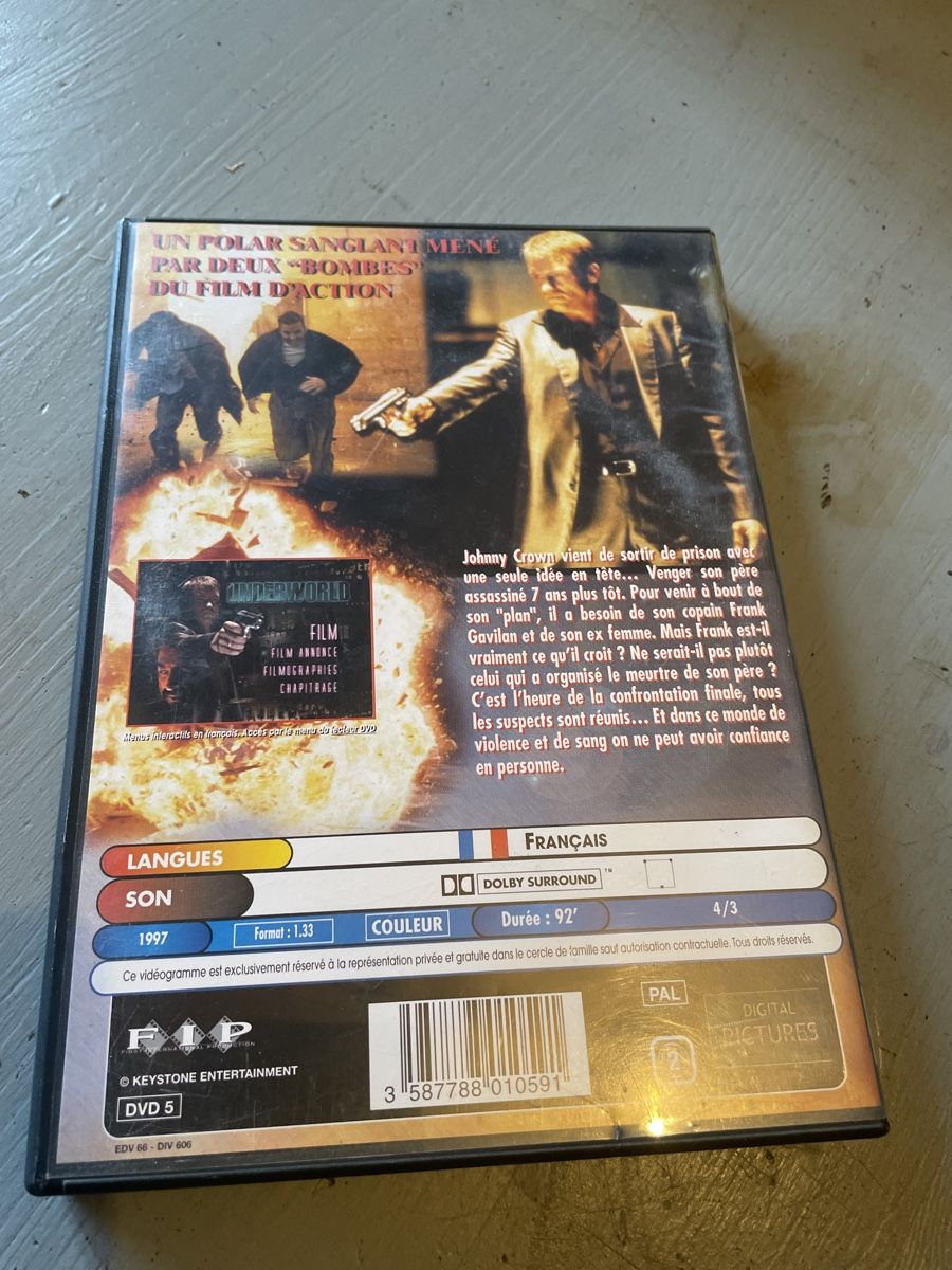 Tutti i DVDs: DVD under world  – Usato da moudon venduto da faucheur2 1