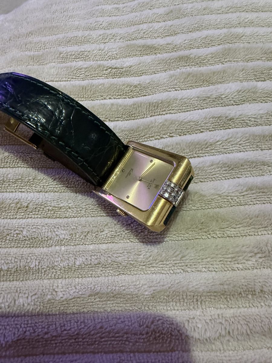 Rolex Montres: Rolex Gold  – D'occasion à Fully par Melvin5 5