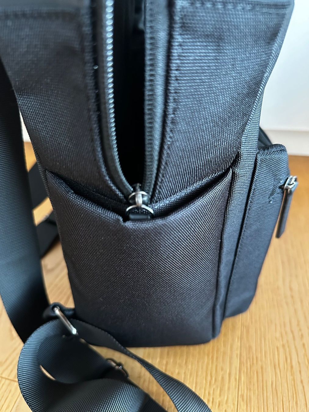 Kapten & Son Zaini: KAPTEN & SON Rucksack, schwarz – Usato da Sissach venduto da tapasu 2