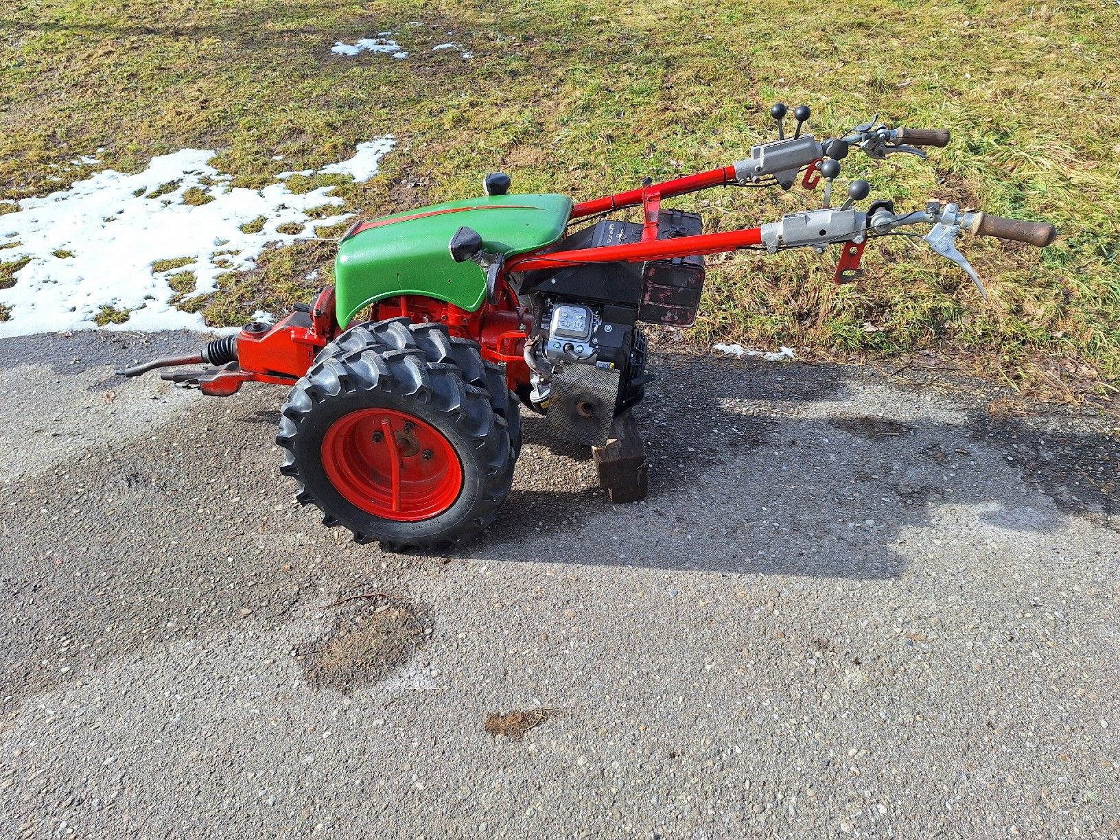 Rapid Tutte le macchine: Rapid 505 mit 16 PS Vanguard Motor – Usato da Rüegsbach venduto da Pel1