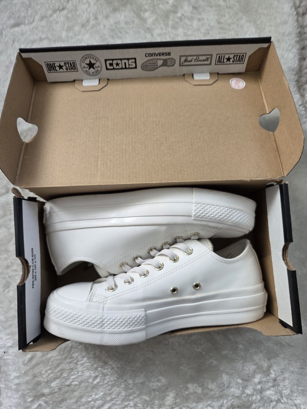 Converse Scarpe da donna: Converse Leder Schuhe 37.5 – Nuovo (secondo la descrizione) da Frauenfeld venduto da bea_6m8y 5