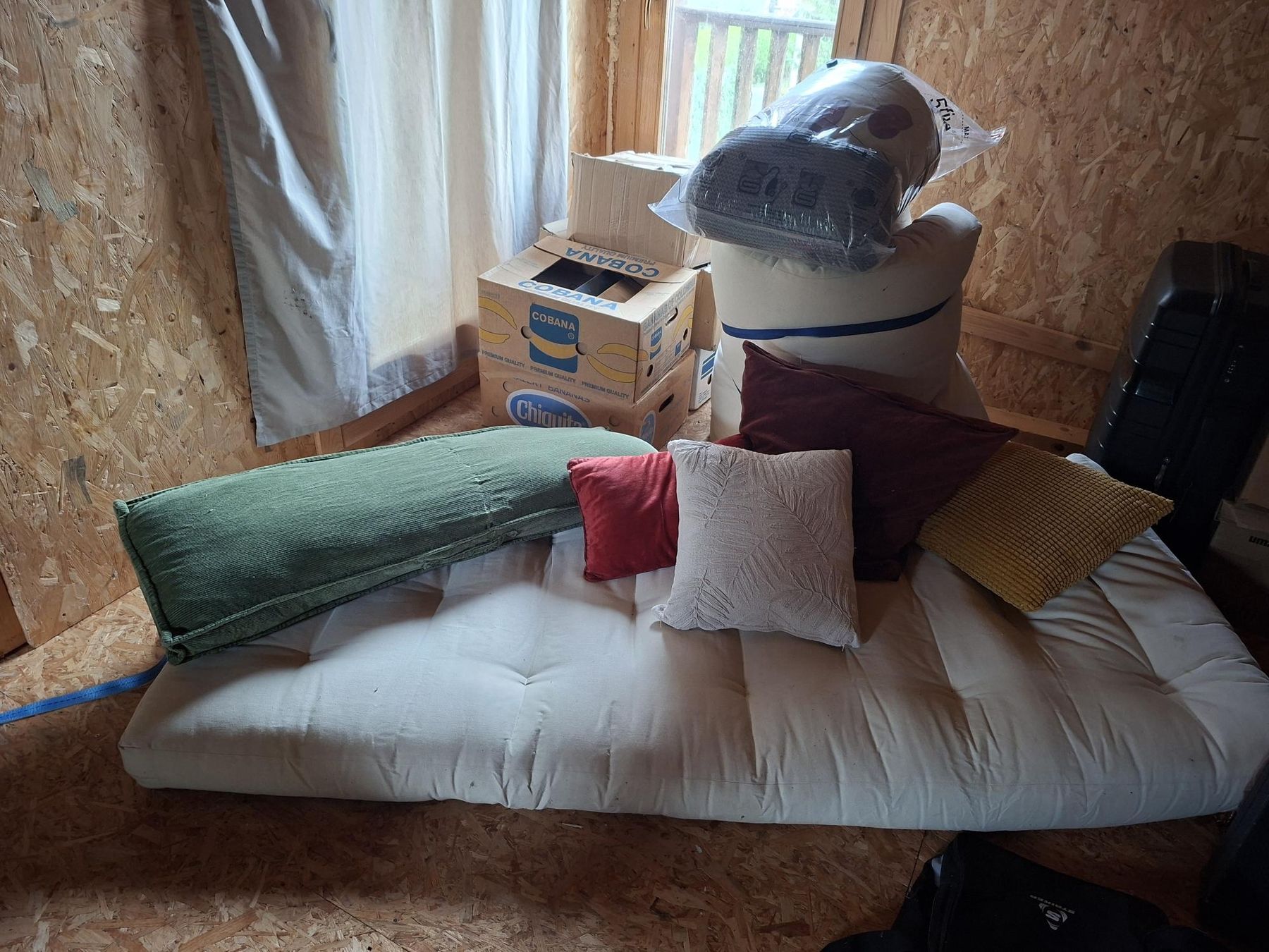 Matratzen: 2 futons  – Gebraucht aus Corsier-sur-Vevey von mar_bd8m 1