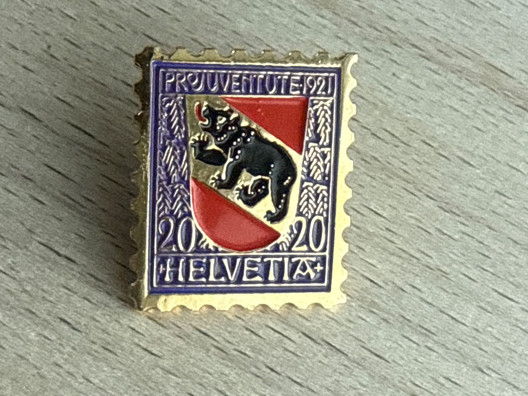 Plaquettes & Badges: Pin Briefmarke – D'occasion à Glattbrugg par Schweigmatt