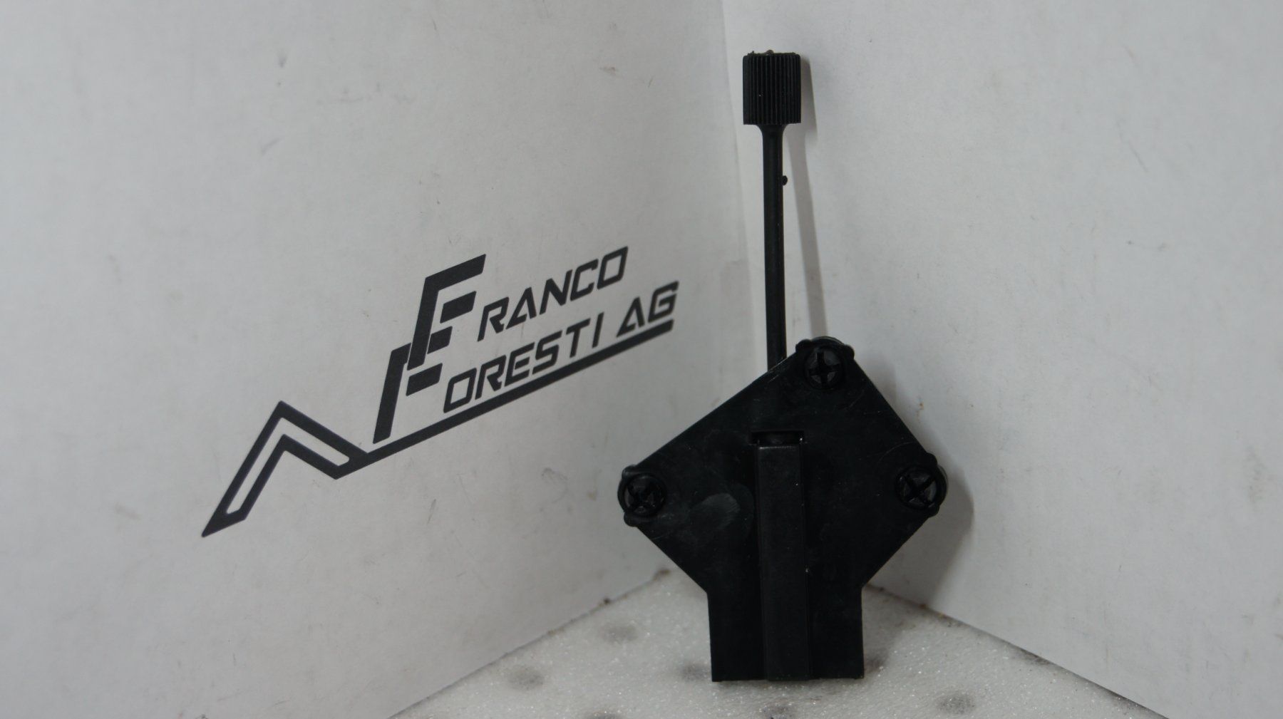 Peugeot Tutti pezzi di ricambio auto: Peugeot 309 Halter Scheinwerfer 622325 – Nuovo (secondo la descrizione) da Ermenswil venduto da Garage-Foresti 1