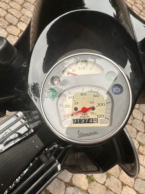Piaggio Scooter: Piaggo Vespa PX 125 E – Usato da Zürich venduto da cheuer 3