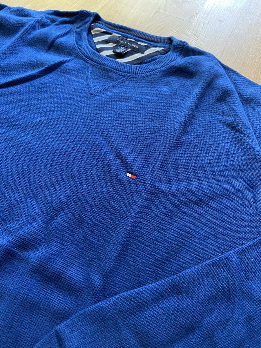 Tommy Hilfiger Maglioni & Felpe: Tommy Hilfiger V-Neck – Usato da Schaffhausen venduto da golazo_vines 2