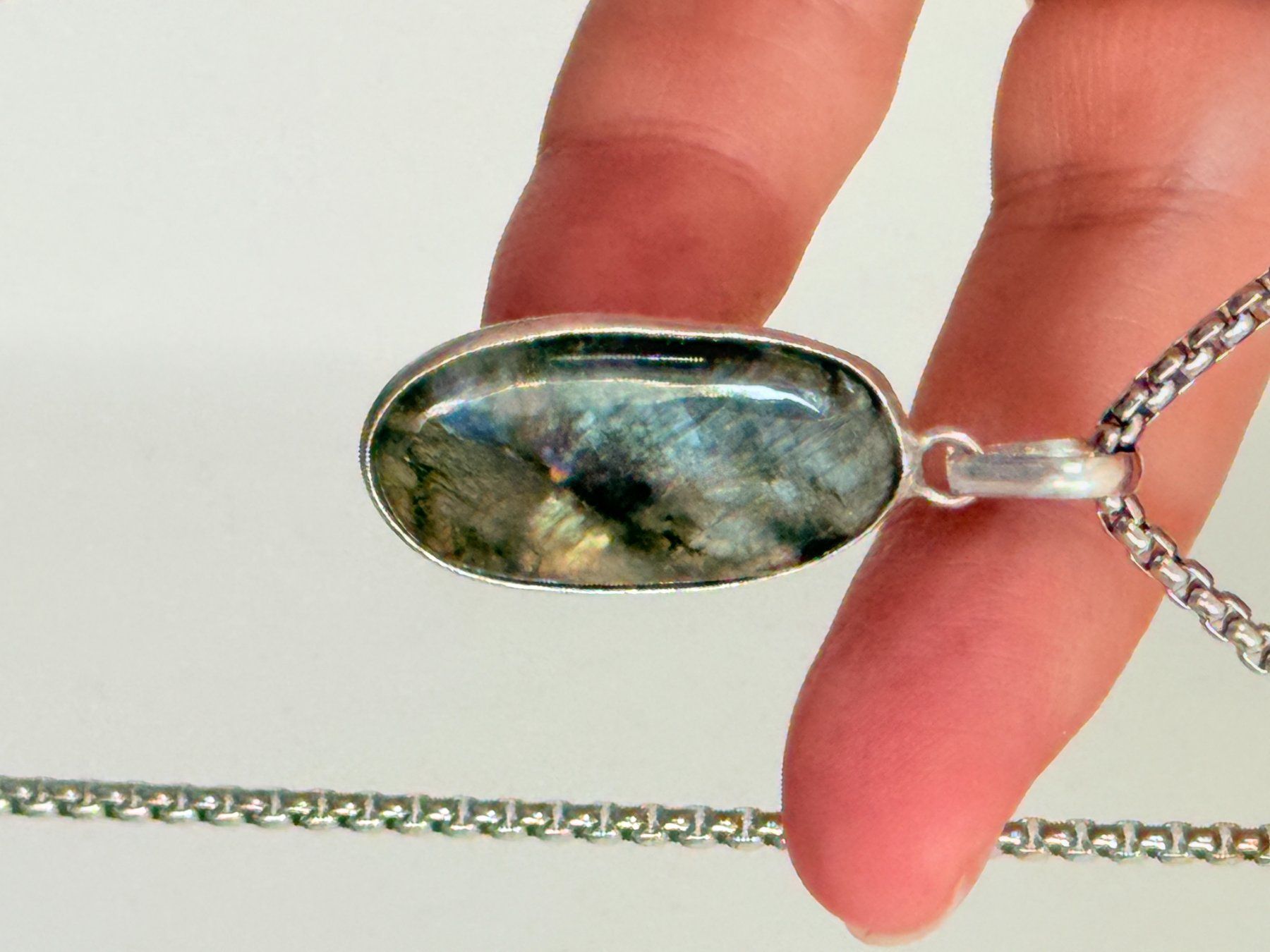 Catenine: Labradorite necklace – Nuovo e nell'imballaggio originale da Genève venduto da AGBERG 3