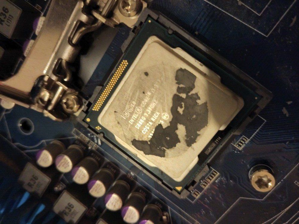 Intel Componenti elettronici: Intel i3 Prozessor – Usato da Pfungen venduto da Hannssnah