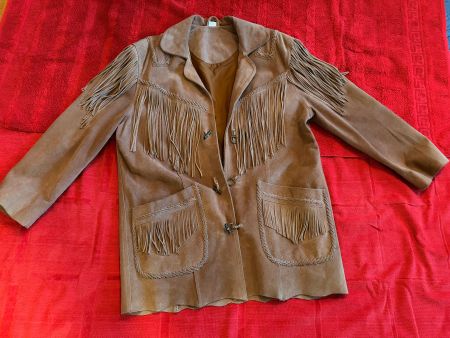 Velour-Kurzmantel mit Fransen, Gr. 48