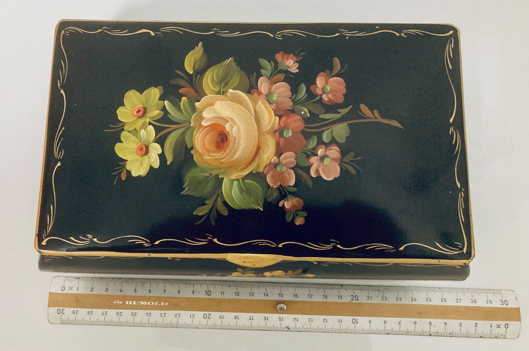 Barattoli: Blechschatulle mit Biedermeier-Malerei, Ebonisierte Dose – Usato da Rüegsauschachen venduto da Andyalfredo 5