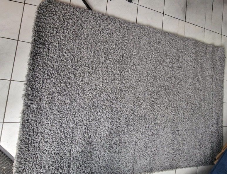 Ikea Teppiche: Teppich – Gebraucht aus Wetzikon ZH von sil_gxd6
