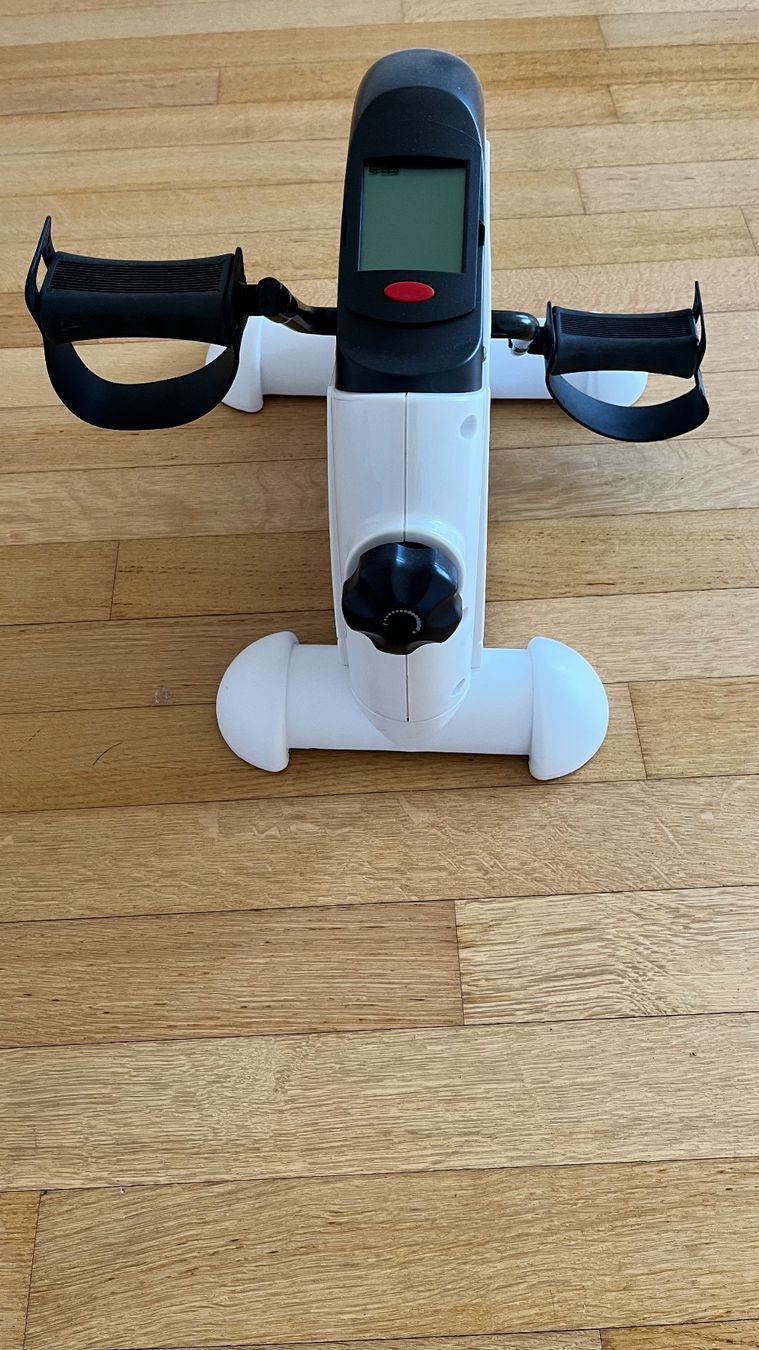 Hometrainer: Arm- und Beintrainer – Gebraucht aus Pfeffingen von Gascard 1