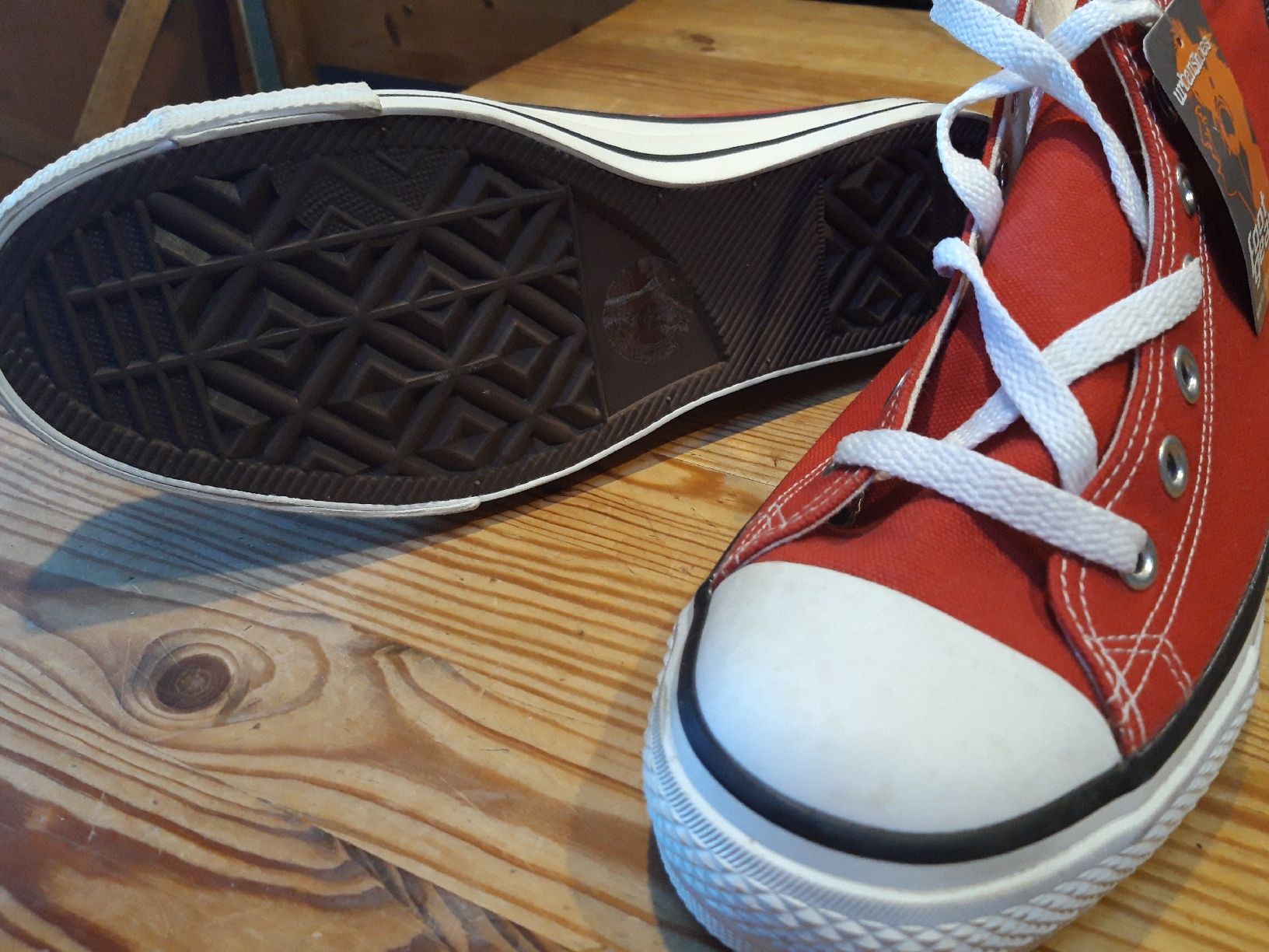 Scarpe da uomo: Baskets Foot gear rouge taille 43 – Nuovo e nell'imballaggio originale da Marin-Epagnier venduto da Babaa 2
