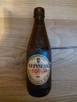Vintage Guinness Bierflasche