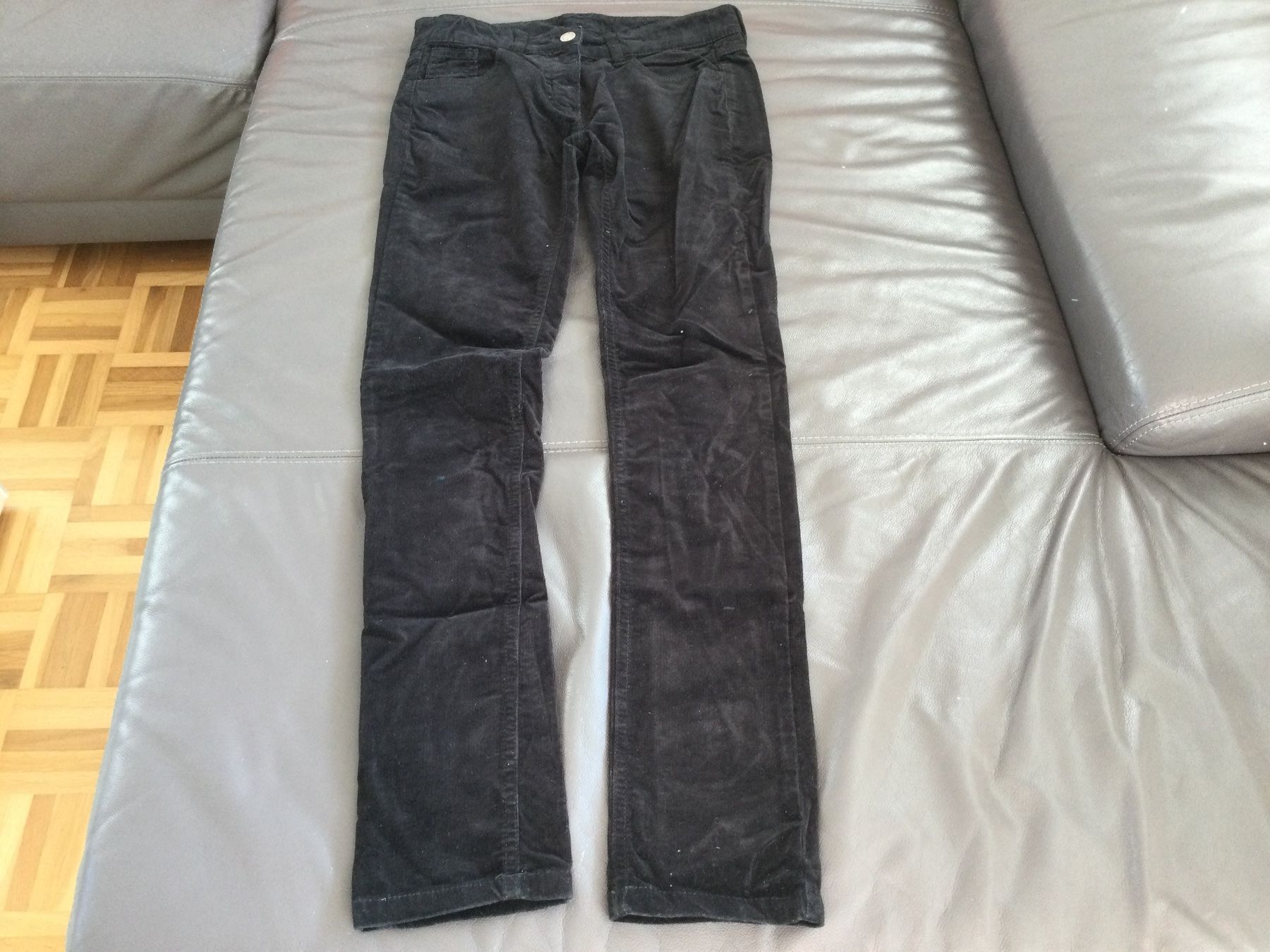 Benetton Hosen: Feincord Hose Benetton – Gebraucht aus Horw von Benny017