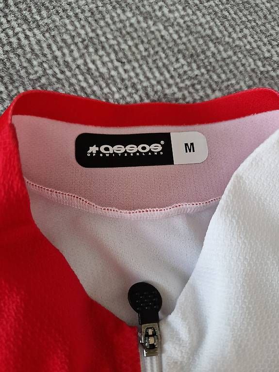 Assos Canottiere & Pantaloni: Assos Suisse Fed Jersey – Usato da Grenchen venduto da Sirrichi0 2