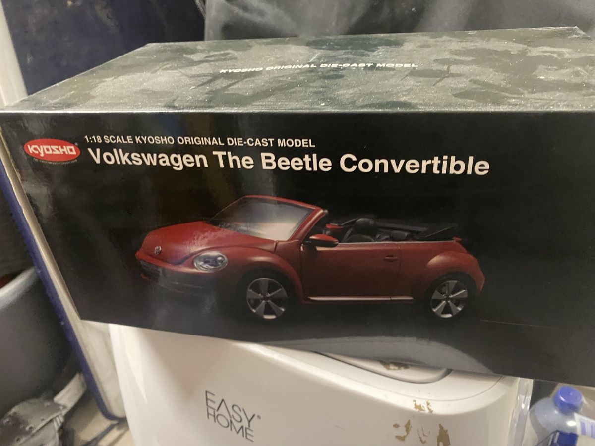 Kyosho Modellini d'auto: Model 1:18 VW  Beetle Neu – Nuovo (secondo la descrizione) da Bischofszell venduto da Diamond1 1