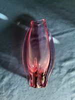 Moderne Glasvase Cranberry rot, 1970er Jahre