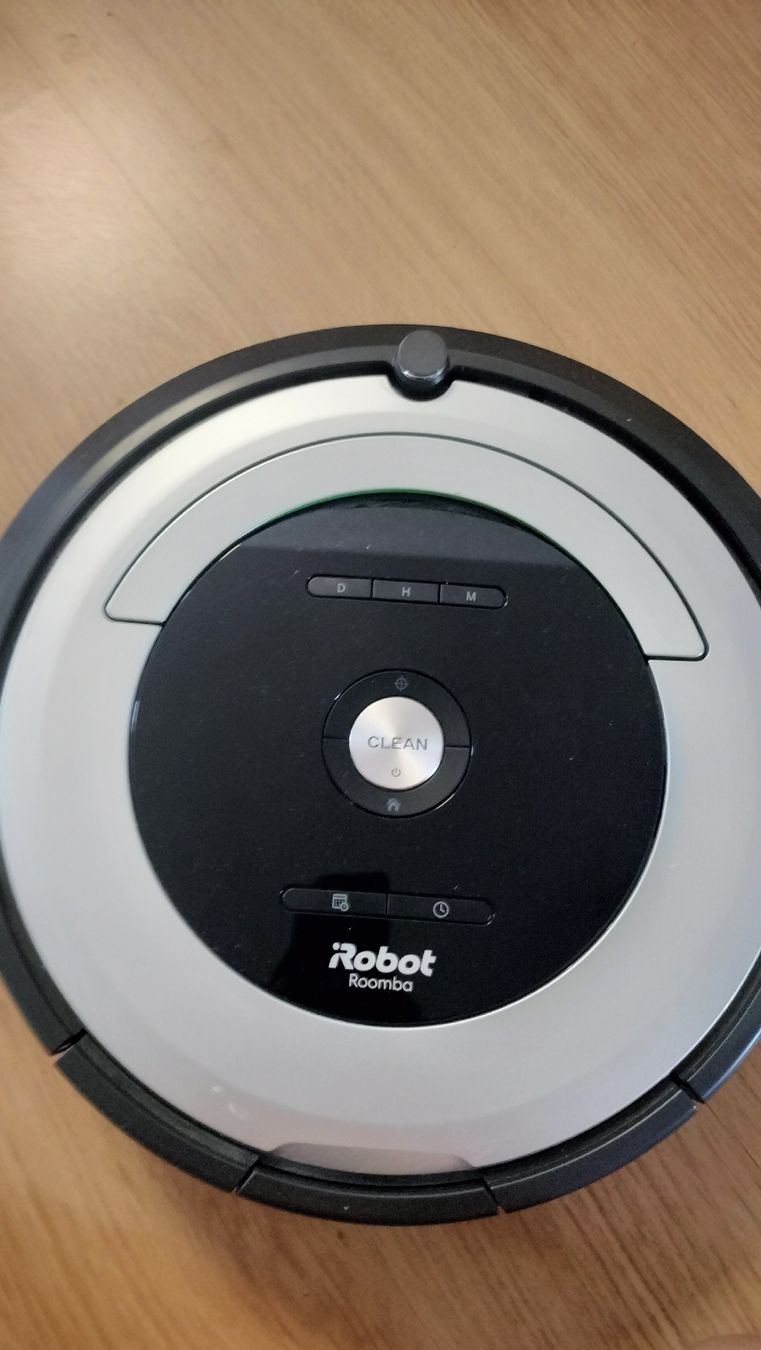Irobot Aspirateurs & Accessoires: I Robot Staubsauger – D'occasion à Gossau SG par Wertiger79