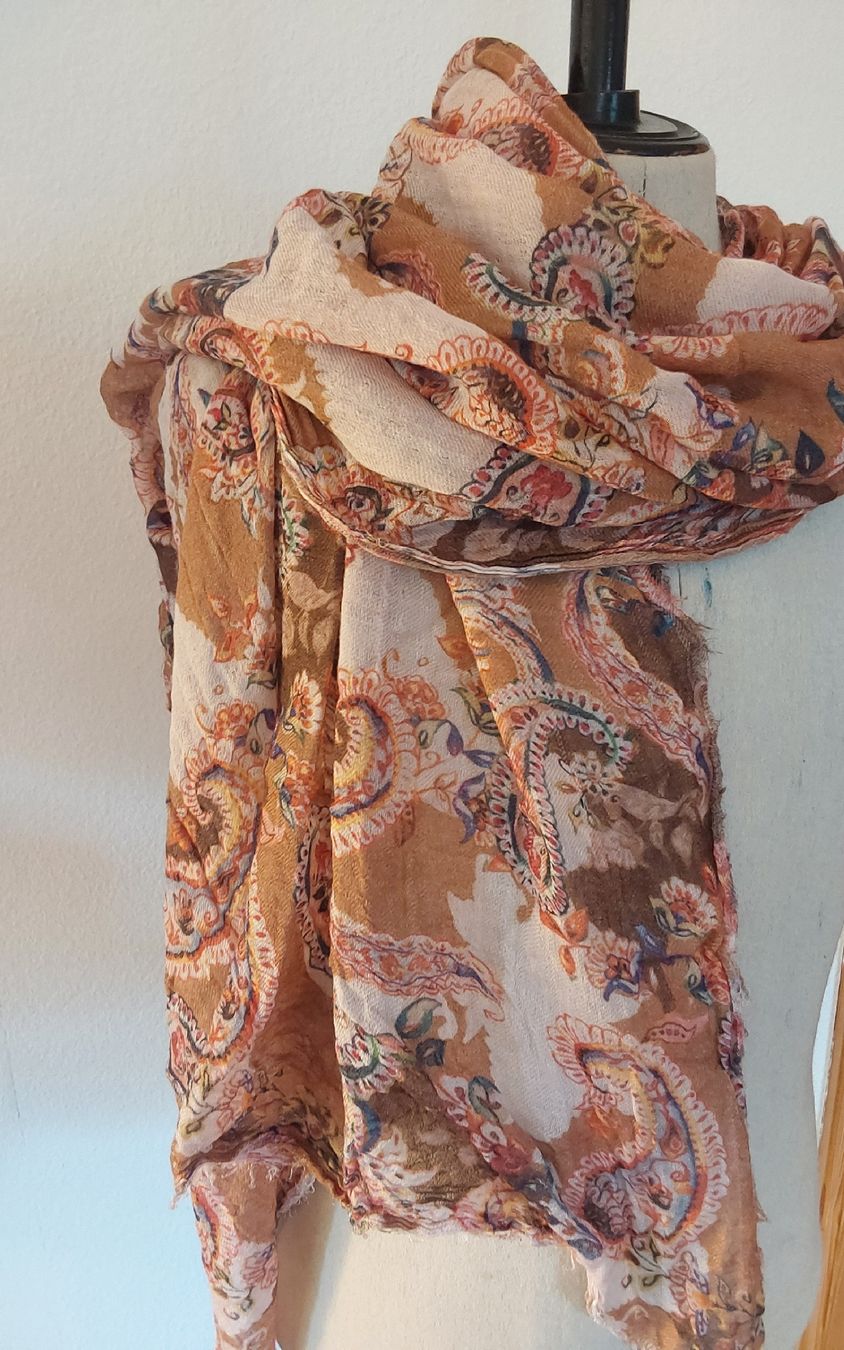 Foulard & Sciarpe: Schal Wolle – Usato da Köniz venduto da scopello12