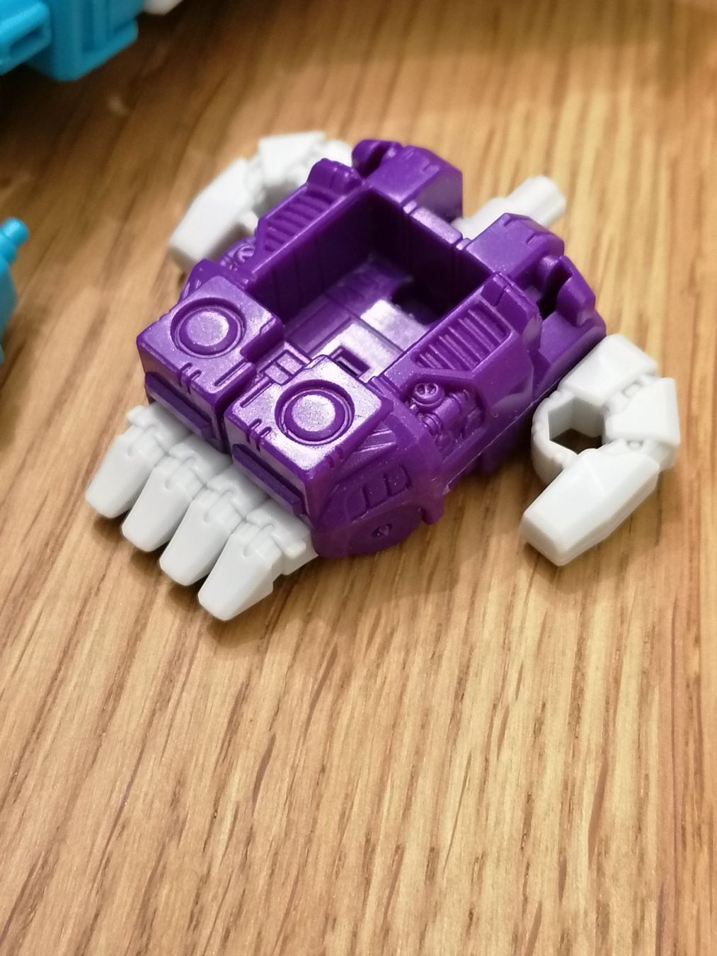 Hasbro Statuette: Transformers Power of the Primes - Dreadwind – Usato da Basel venduto da vintagecollector 2