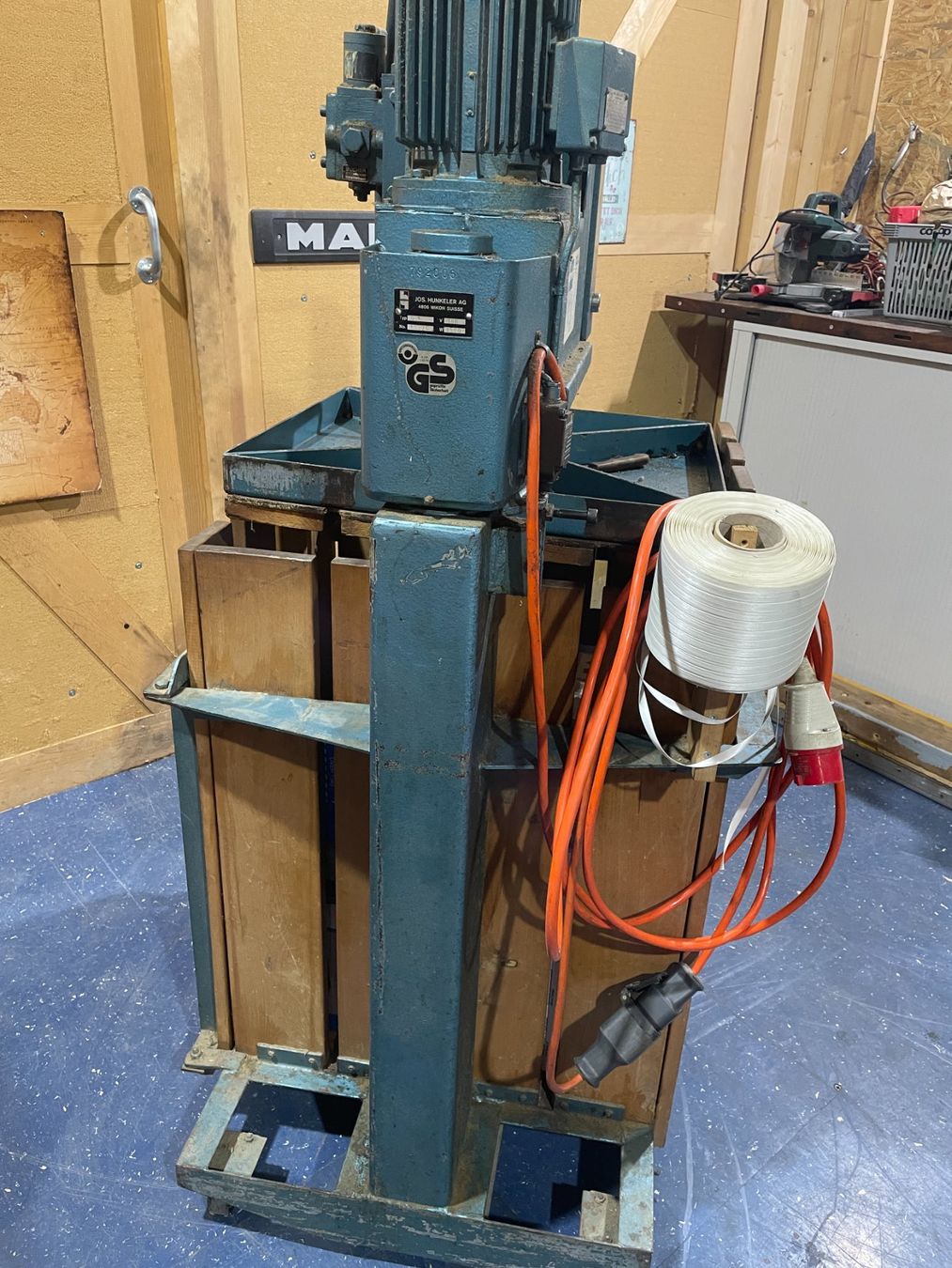 Tutte le macchine: Hydraulikpresse – Usato da Belp venduto da machrismo24 8