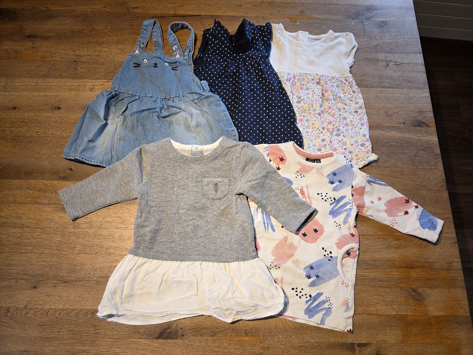 Lotti & Set di vestiti: Kleiderpaket Mädchen Grösse 68 – Usato da Stoos SZ venduto da may_p9xx 4