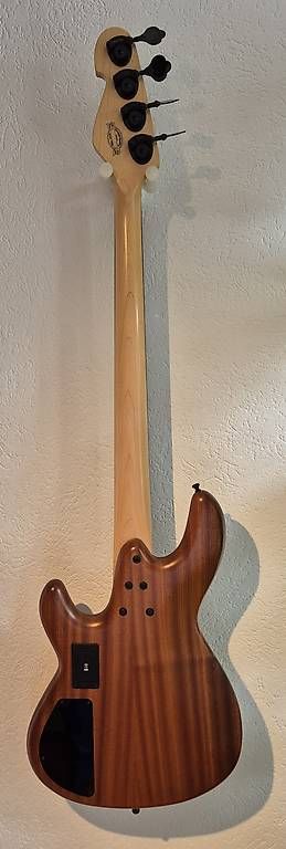 Strumenti musicali: Sandberg Panther Fretless – Usato da Seuzach venduto da Samakorn12 1