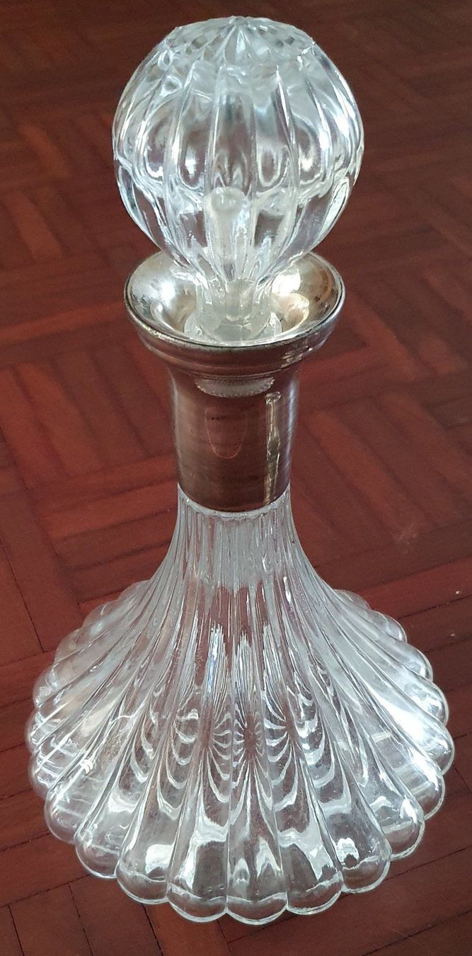 Bicchieri: 3 schöne Glas Karaffen – Usato da Kreuzlingen venduto da Rschweiz1 1