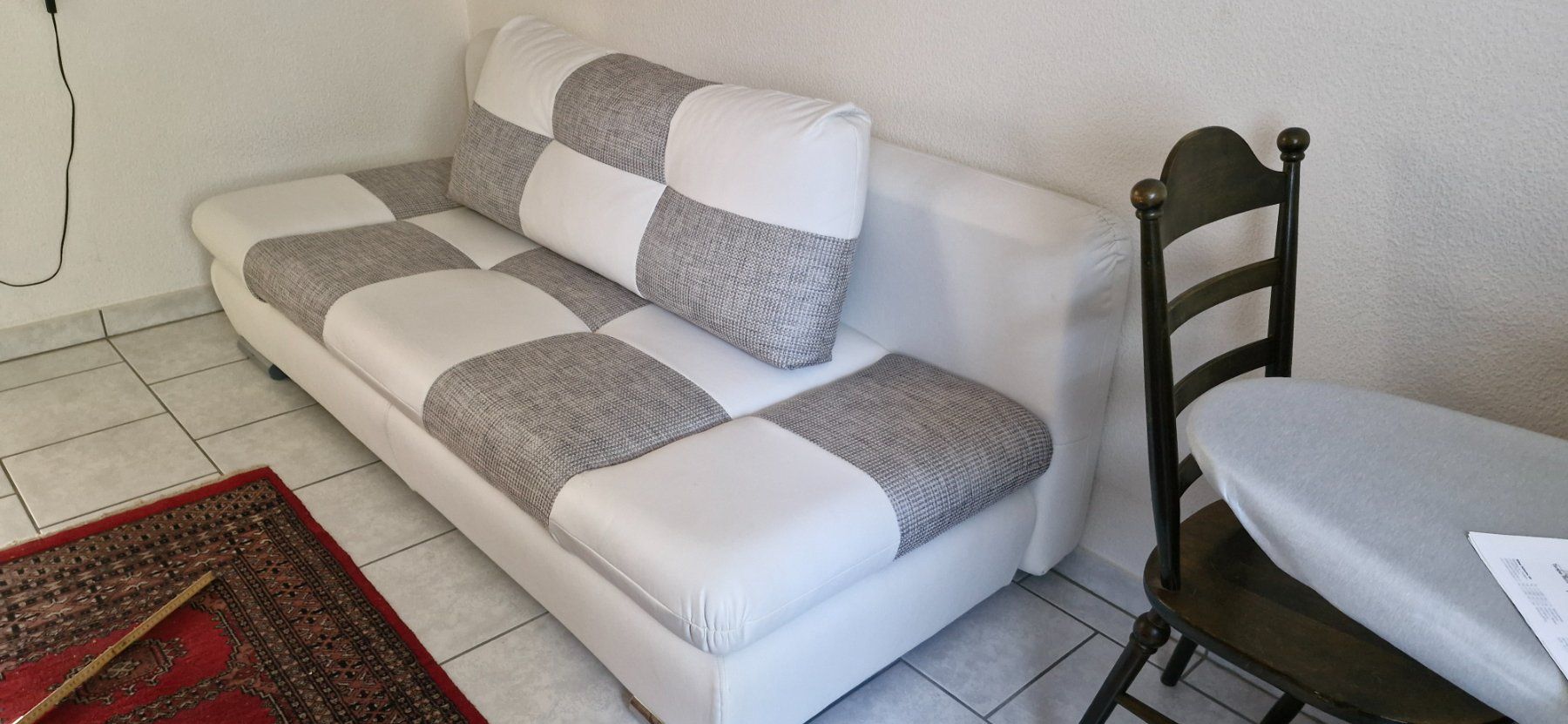 Sofas: Schlafsofa weiss grau kariert – Gebraucht aus Ottenbach von roadrunner0381 3
