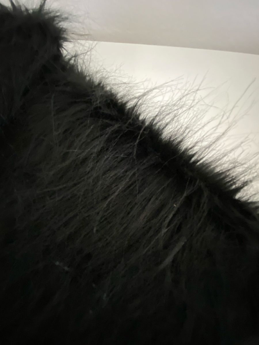 Tessuti: Fellimitat Stoff schwarz ca 95-40cm – Nuovo (secondo la descrizione) da Flawil venduto da sonnengeist 2