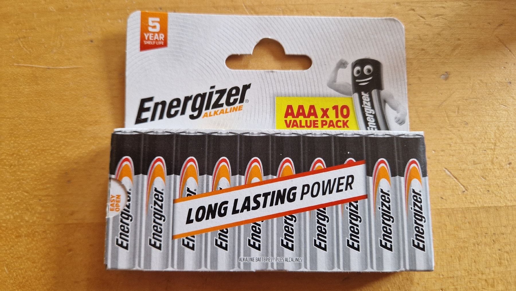 Energizer Caricatori & Batterie: piles longue durée Energizer AAA pack de 10. – Nuovo e nell'imballaggio originale da Ste-Croix venduto da Sporchet