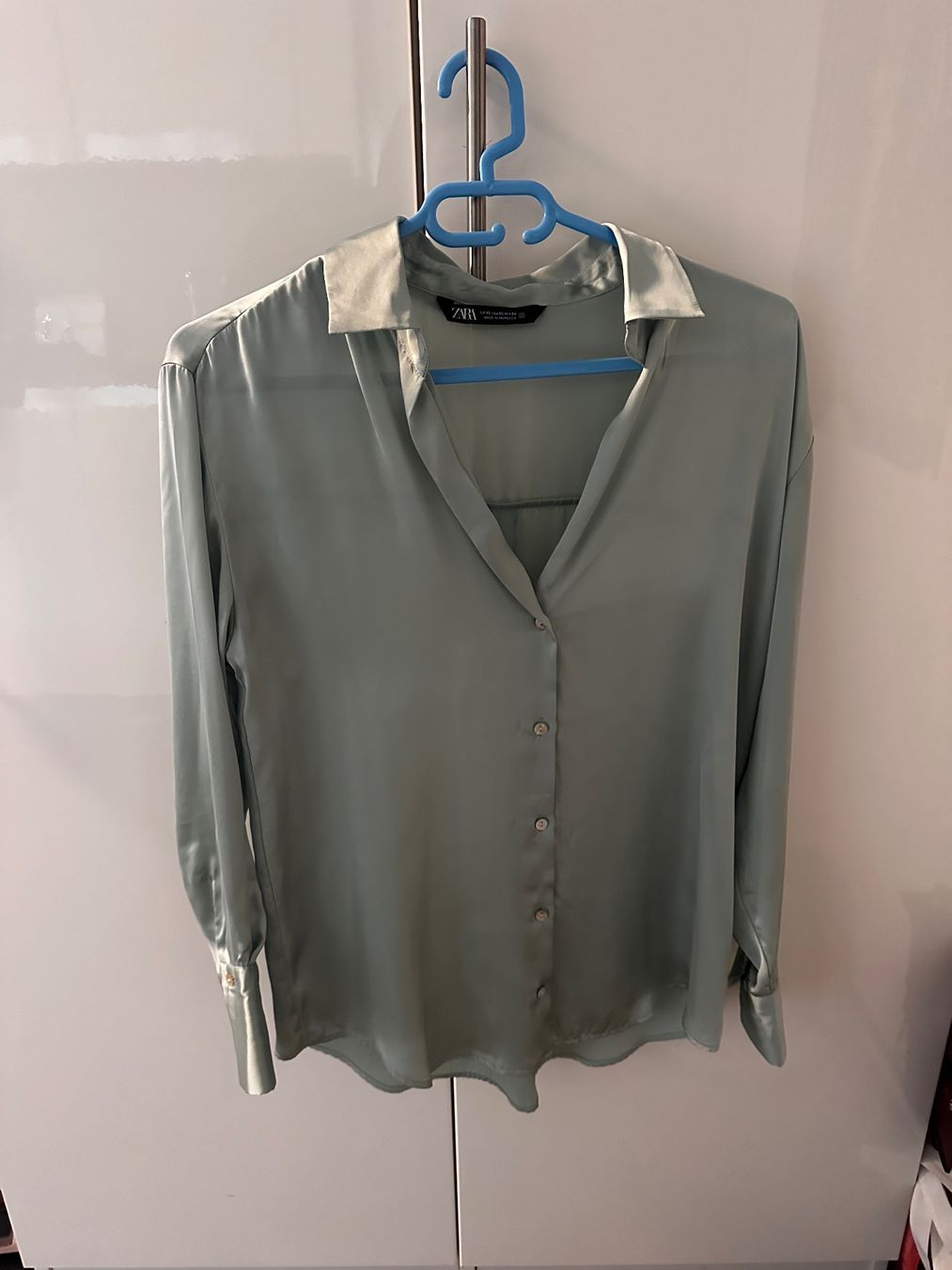 Zara Blusen: Zara Bluse Seidenoptik Gr. XS Türkis – Gebraucht aus Dübendorf von bol_h67v