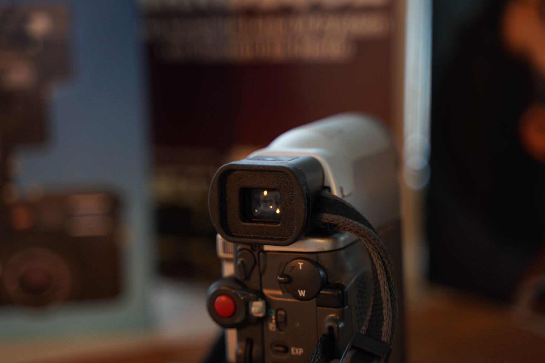 Canon Camcorder: Canon MV20i MiniDV Camcorder – Defekt aus Dagmersellen von sim_zqh8 6