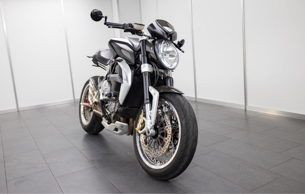 Strada: MV Augusta Dragster 800 – Usato da Berneck venduto da Kosarka23