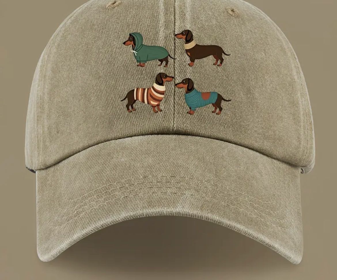 Chapeaux, bonnets & casquettes: Dackel Baseball cap beige/kahki – Neuf avec emballage d'origine à Saanen par SoniaMichaela
