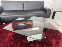 Moderner Glas-Couchtisch Salontisch von Bacher