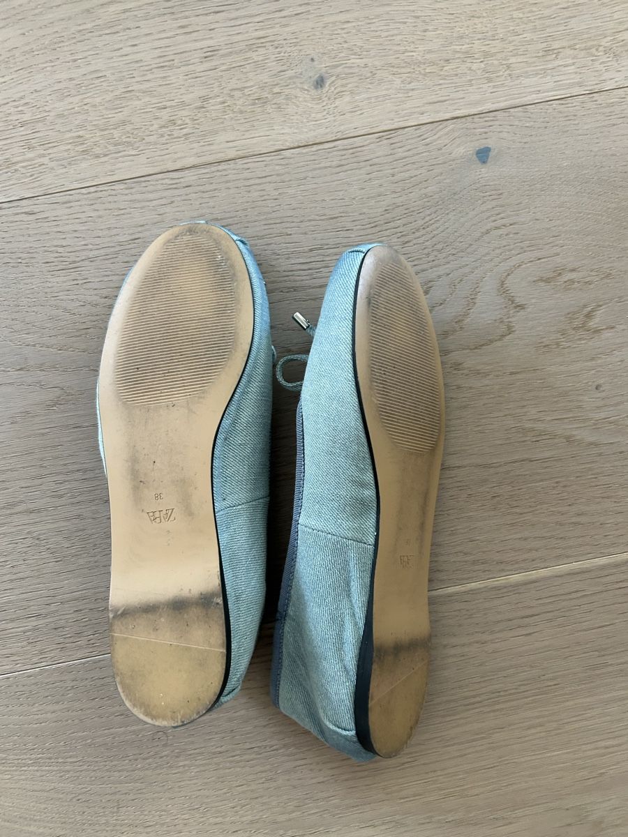 Zara Scarpe da donna: Ballerinas Jeans Gr. 38 Zara hellblau – Usato da Zug venduto da Gibbi80 2