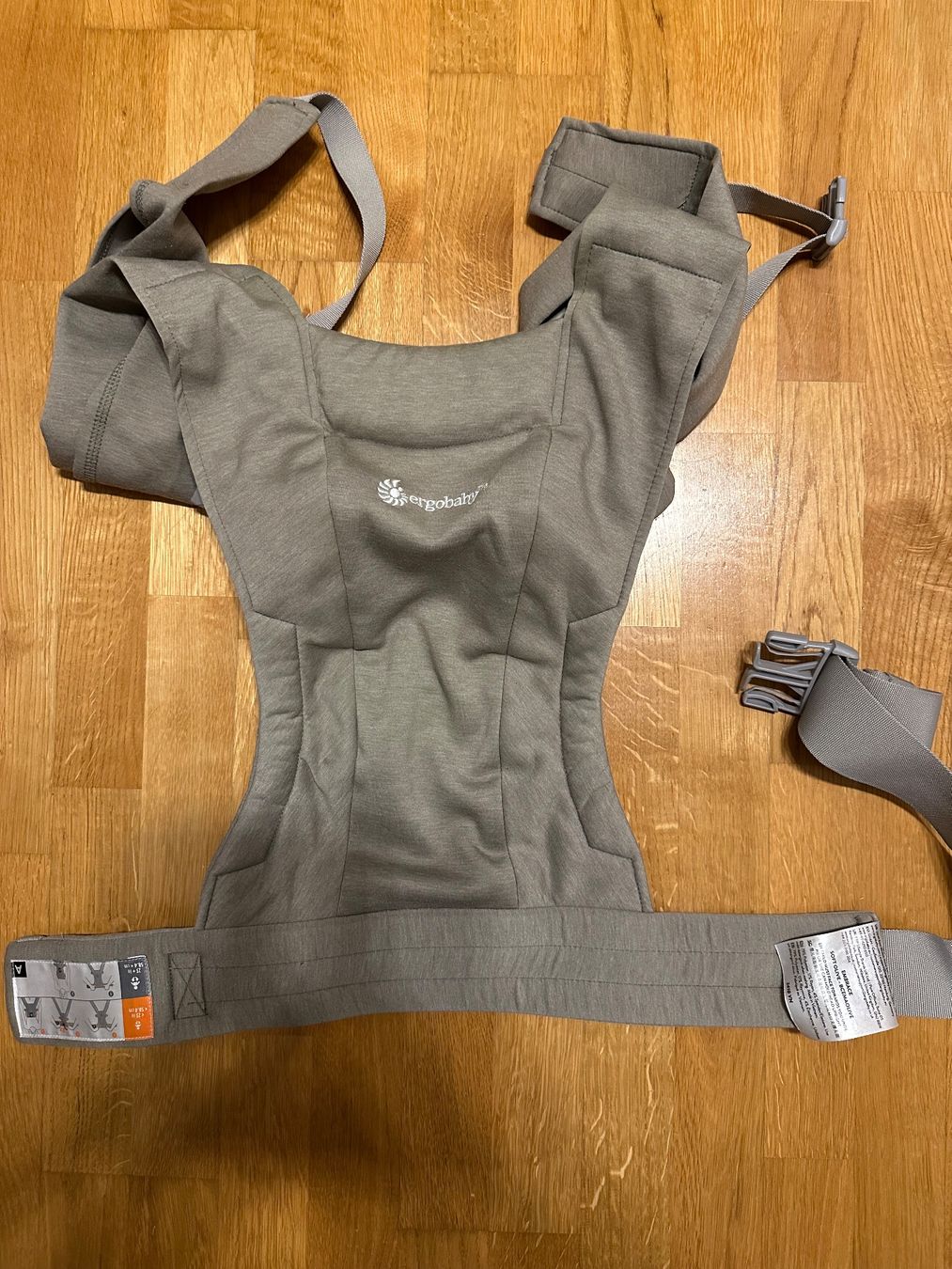 Ergobaby Porte-bébés ventraux & dorsaux: Porte bébé Ergobaby – Neuf (Voir description) à Villars-sur-Glâne par iba_fq5t 1