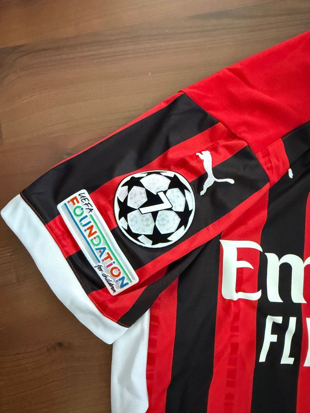 Puma Canottiere & Pantaloni: AC Milan Trikot 24/25 – Nuovo (secondo la descrizione) da Grabs venduto da Alvin13 1