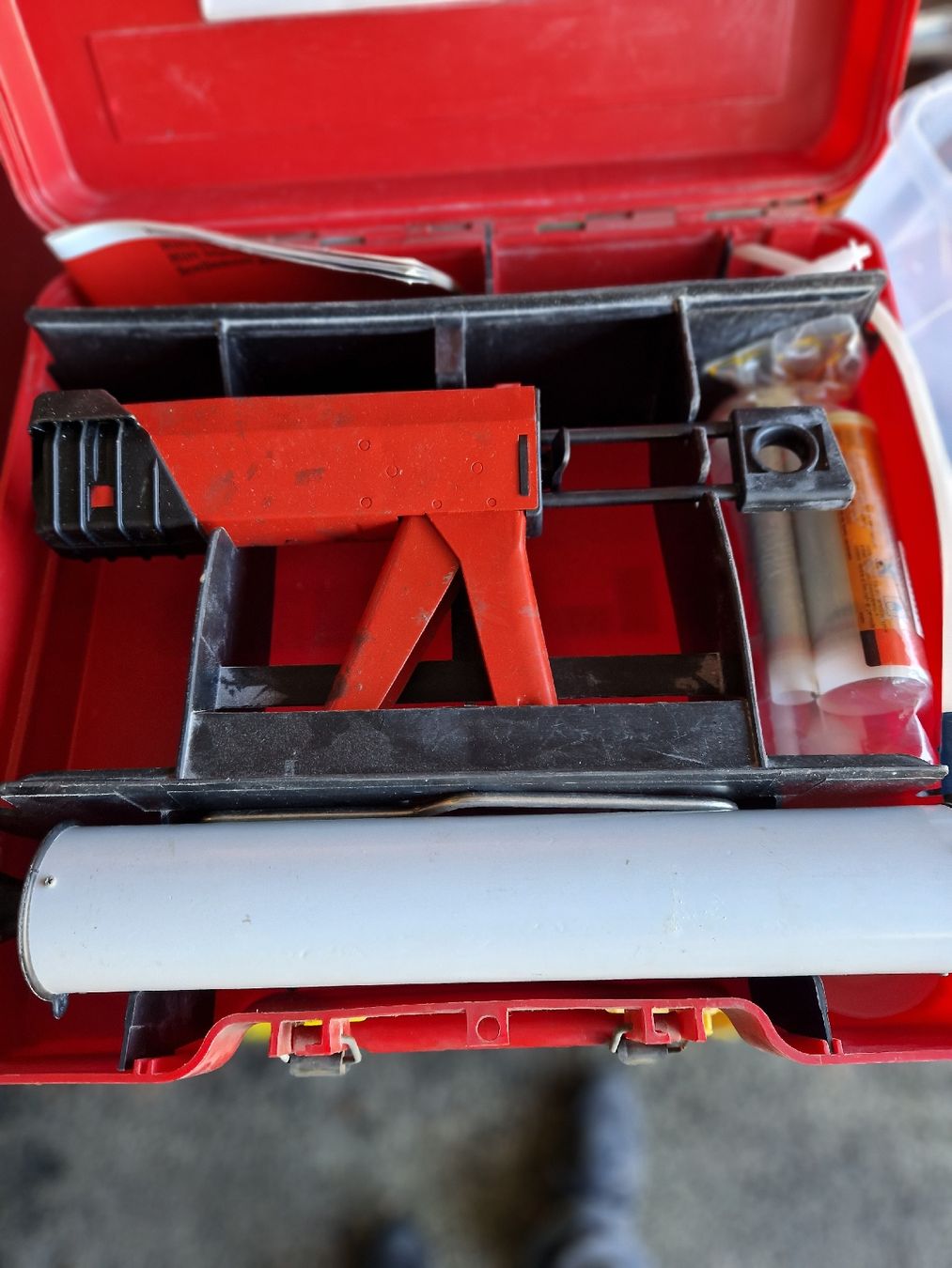 Hilti Tutti gli attrezzi: Hilti Hit pistole – Usato da Basel venduto da Meti200 2
