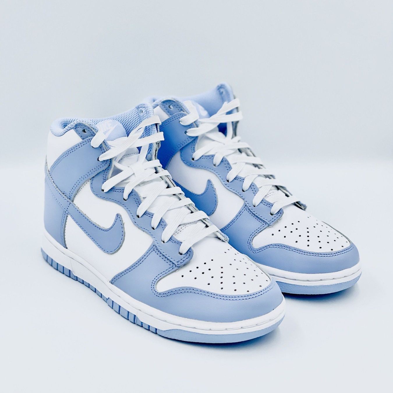 Nike Scarpe da donna: Nike Dunk High Aluminium EU 40.5 – Nuovo e nell'imballaggio originale da Erlinsbach venduto da sasneakers